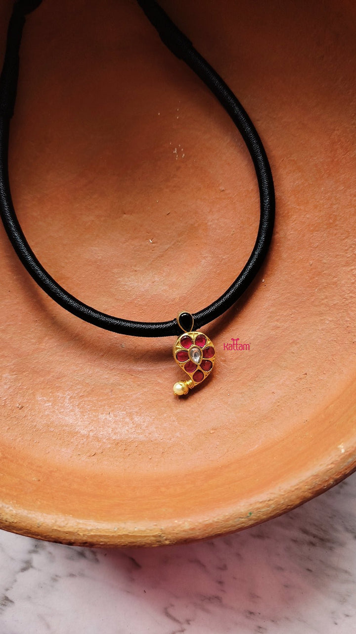 Handmade Black Thread Manga Kemp (No Earring) - N812