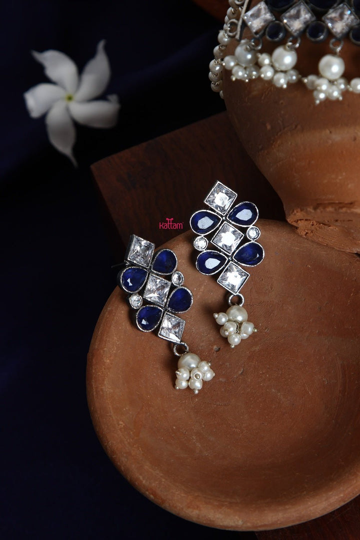 Silver Lookalike Stone Pearl Choker - N900