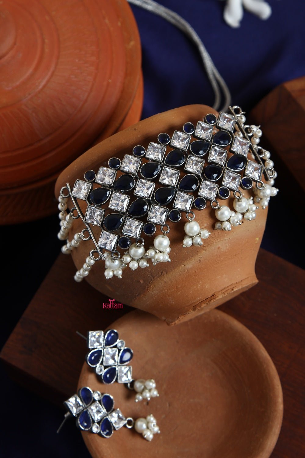 Silver Lookalike Stone Pearl Choker - N903