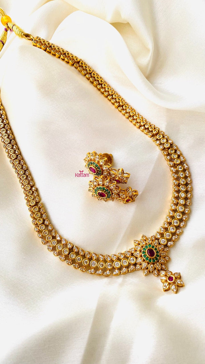 White Stone Round Pendant Semi Bridal Set - N475